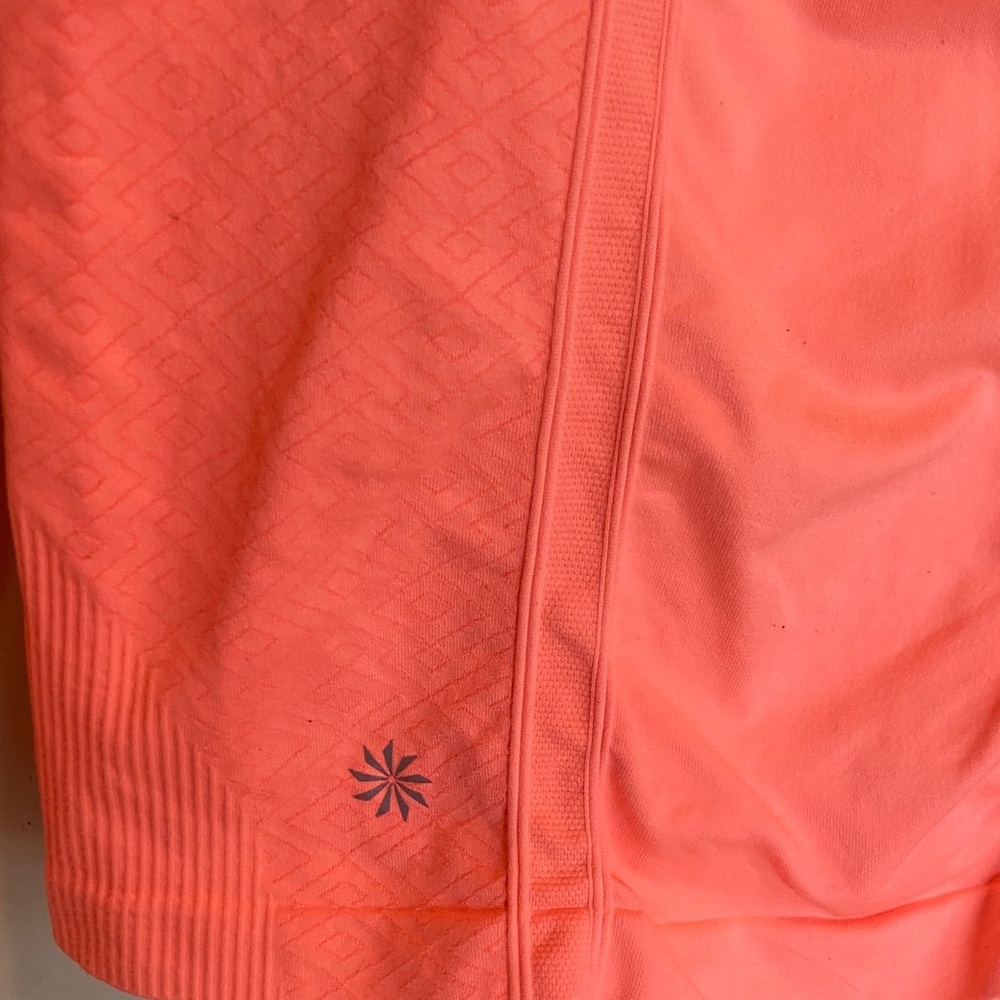 Athleta Coral Long Sleeve Running Top with Hood-  LIKE NEW!!! - Picture 2 of 5
